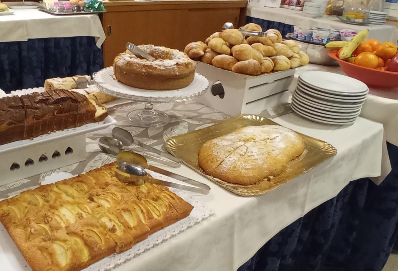 רימיני Hotel Verudella מראה חיצוני תמונה