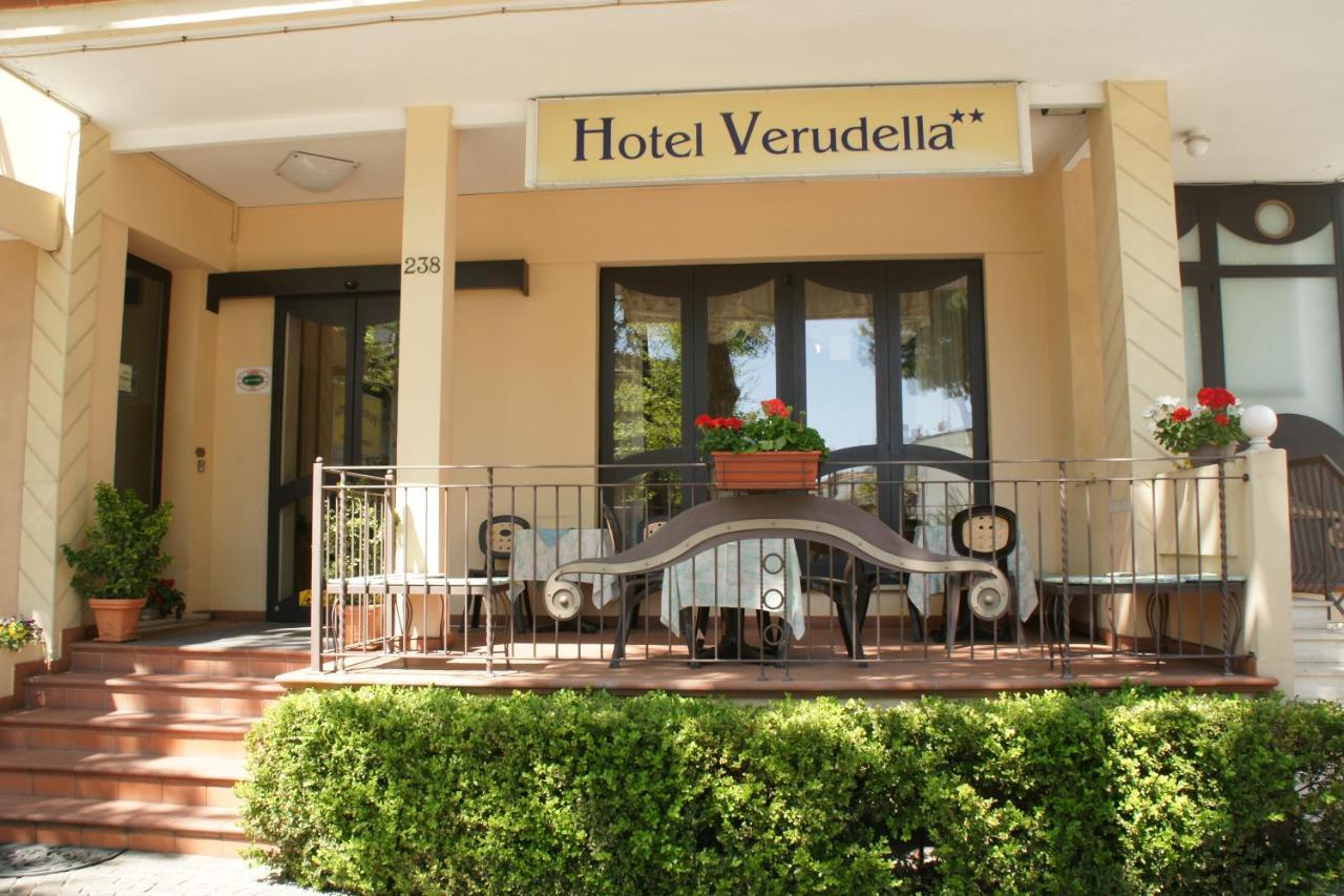רימיני Hotel Verudella מראה חיצוני תמונה