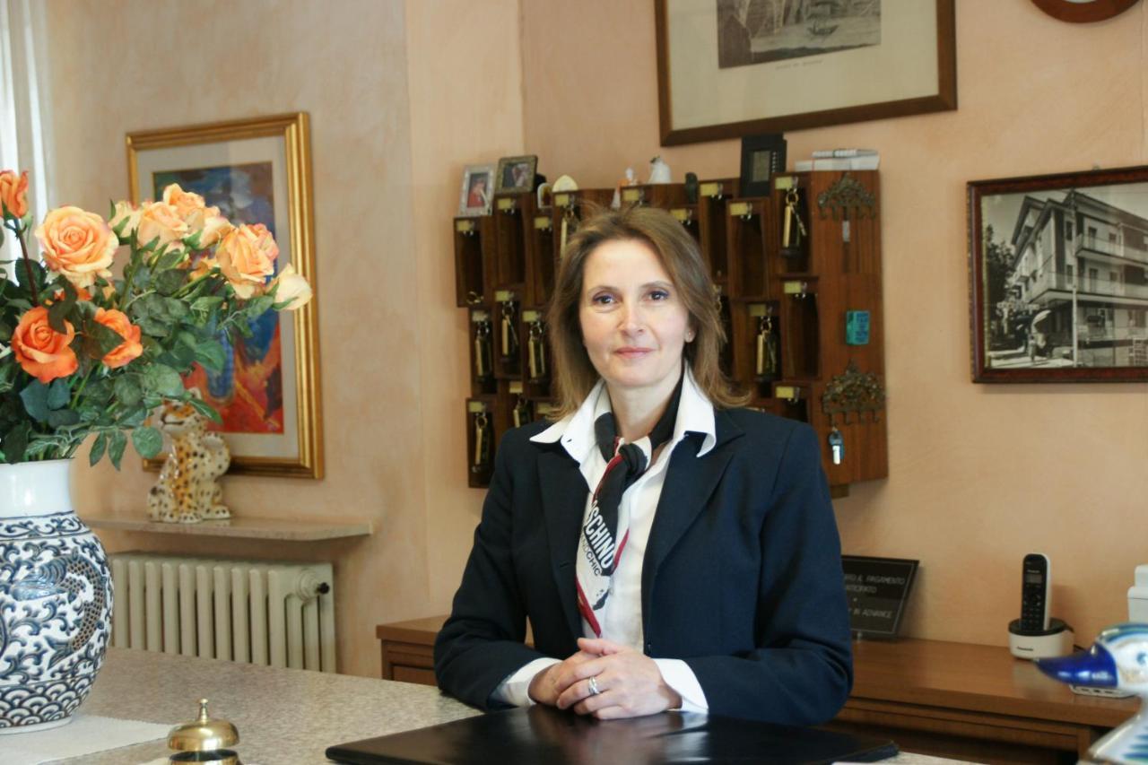 רימיני Hotel Verudella מראה חיצוני תמונה