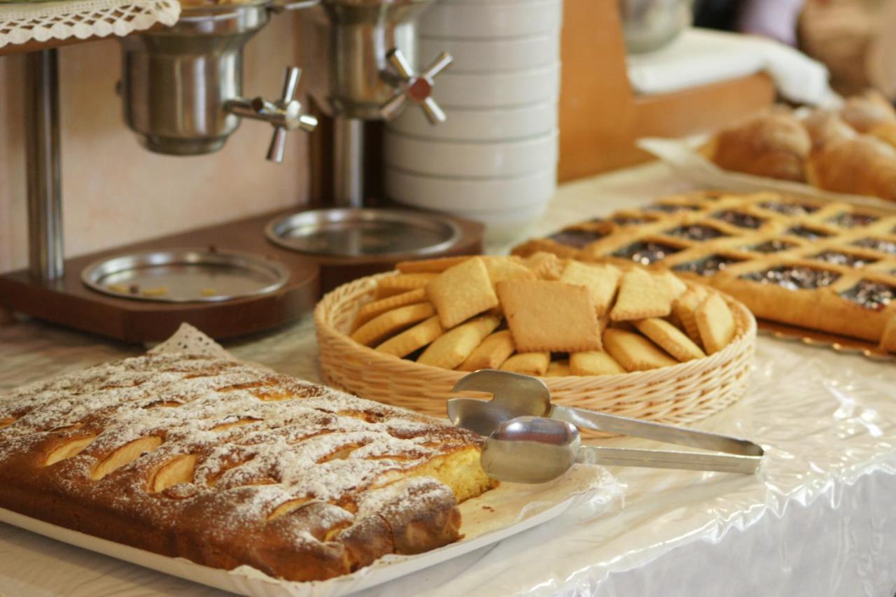 רימיני Hotel Verudella מראה חיצוני תמונה
